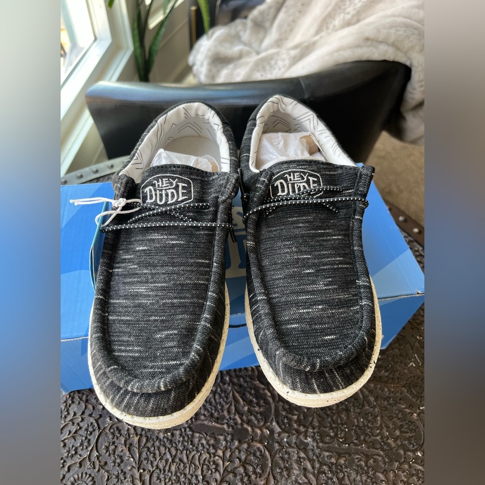 HEY DUDE WALLY KIDS STRETCH SLIP ON SHOES IN BLACK 4 Y 5 W - Picture 7 of 9